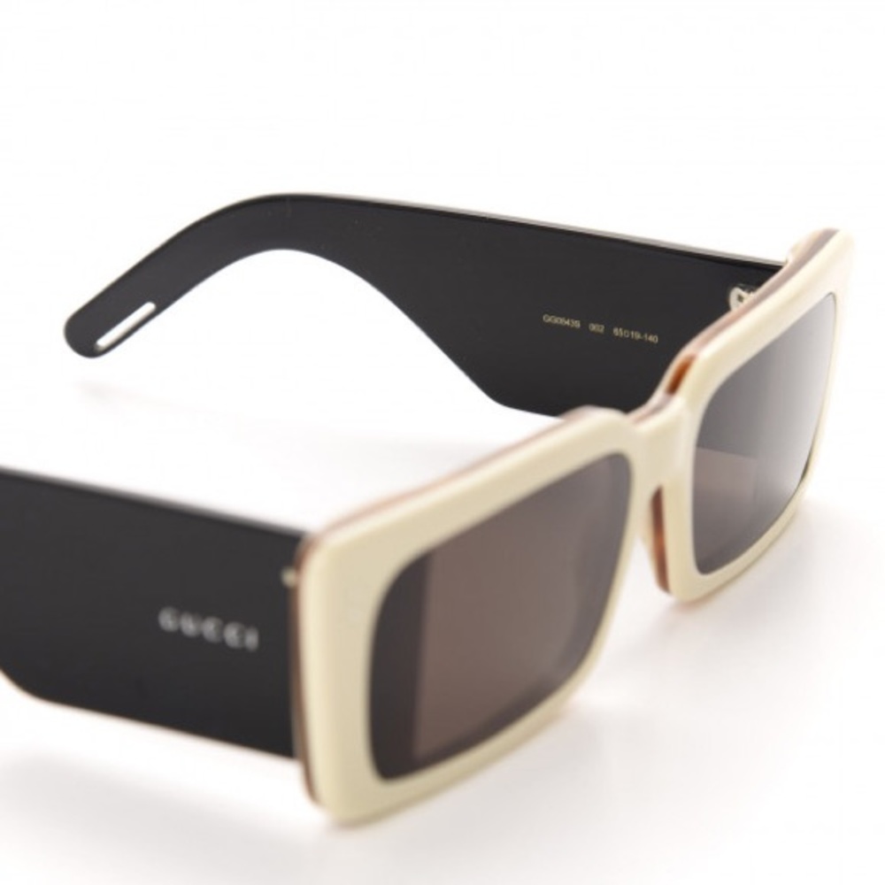 Authentic- New GUCCI Acetate Rectangular Flap GG0543S Sunglasses White Black - Picture 10 of 17